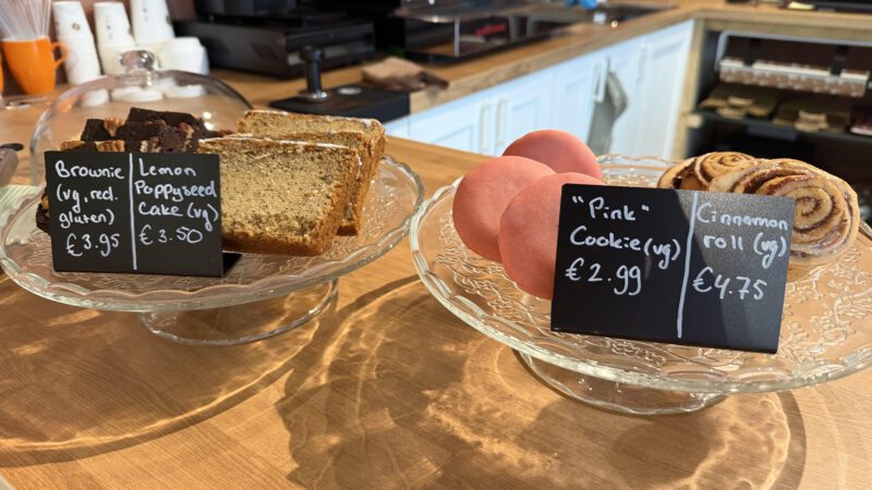 Anna's Bookcafé